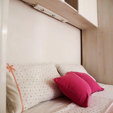 Apartments Ivi - 100 M From Pebble Beach Drašnice Zewnętrze zdjęcie