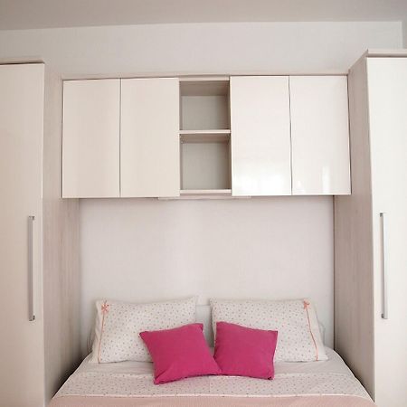 Apartments Ivi - 100 M From Pebble Beach Drašnice Zewnętrze zdjęcie