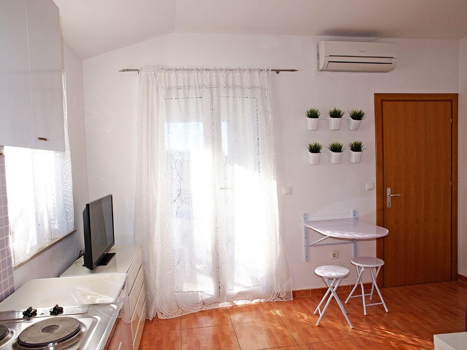 Apartments Ivi - 100 M From Pebble Beach Drašnice Zewnętrze zdjęcie