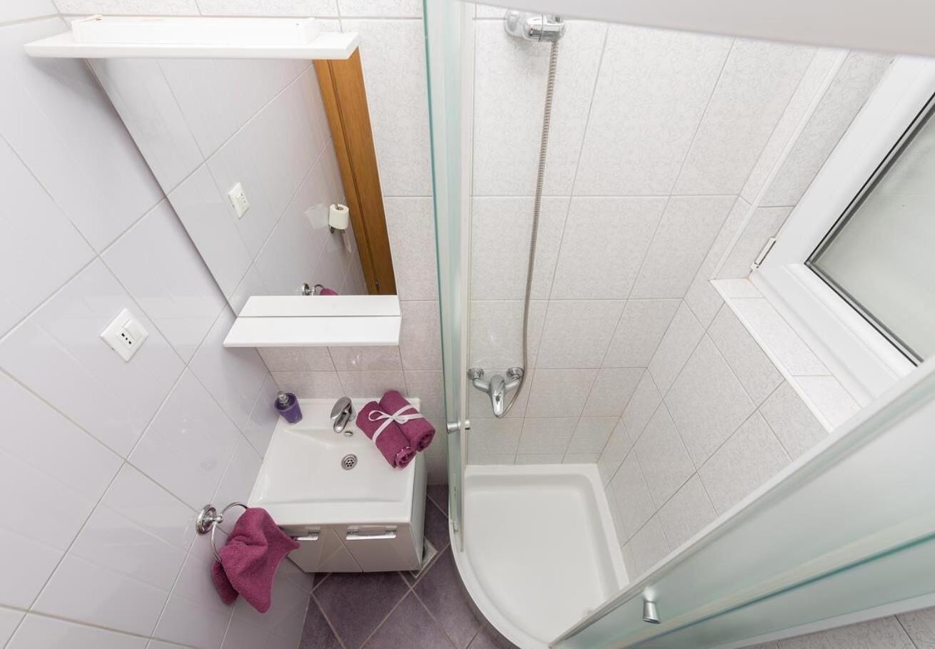 Apartments Ivi - 100 M From Pebble Beach Drašnice Zewnętrze zdjęcie