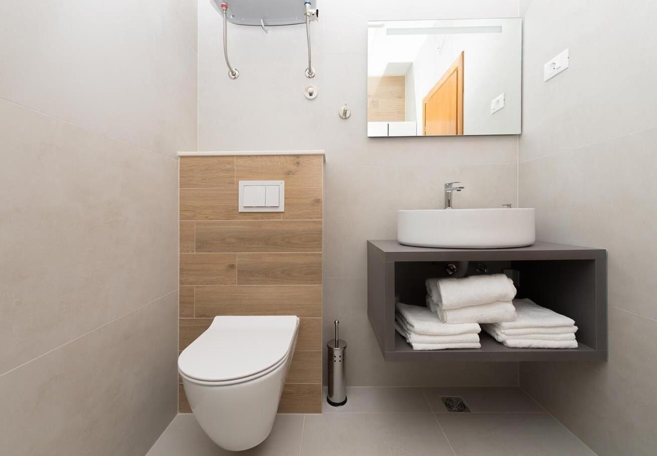 Apartments Ivi - 100 M From Pebble Beach Drašnice Zewnętrze zdjęcie