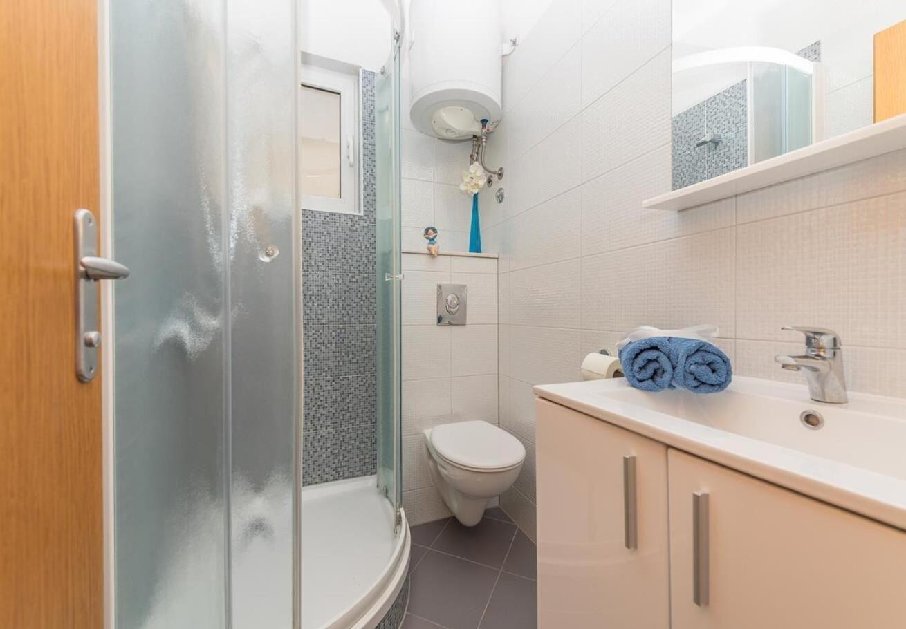 Apartments Ivi - 100 M From Pebble Beach Drašnice Zewnętrze zdjęcie