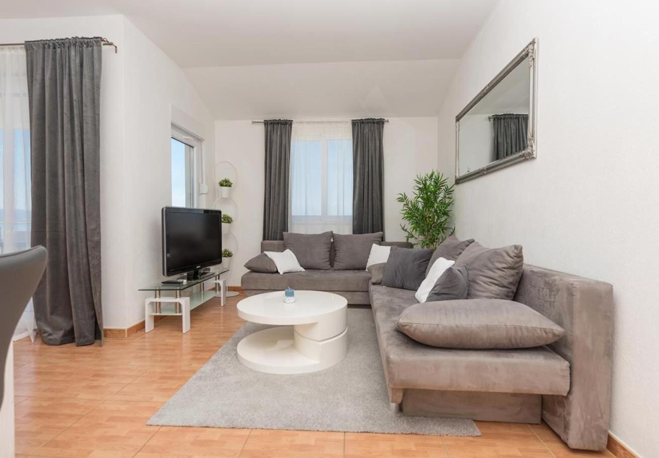 Apartments Ivi - 100 M From Pebble Beach Drašnice Zewnętrze zdjęcie